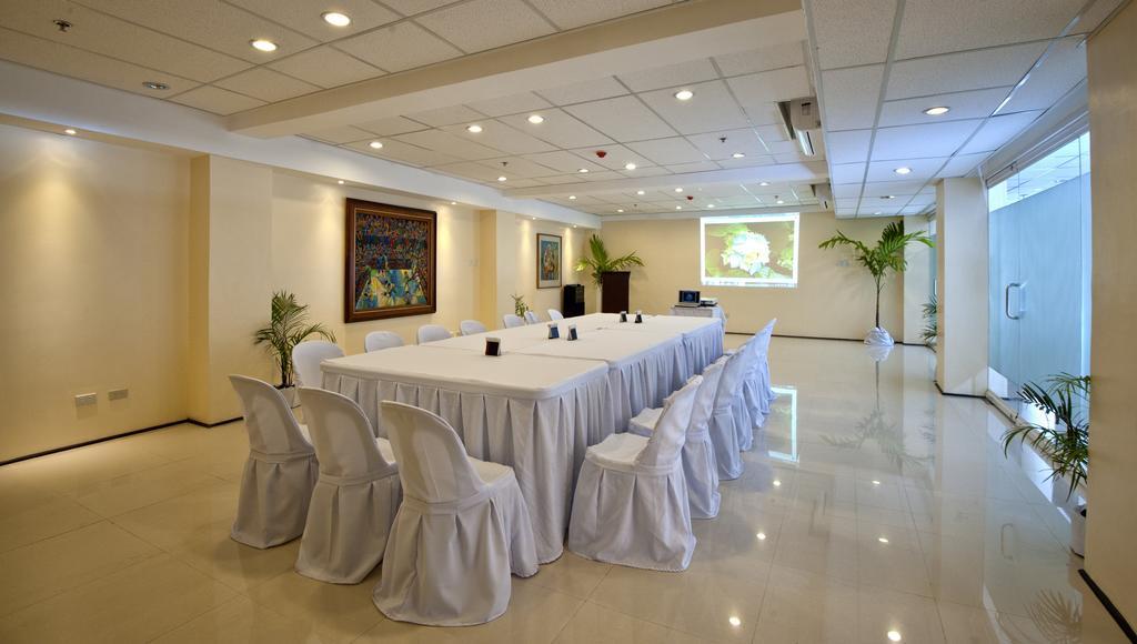 M Citi Suites Cebu Dış mekan fotoğraf