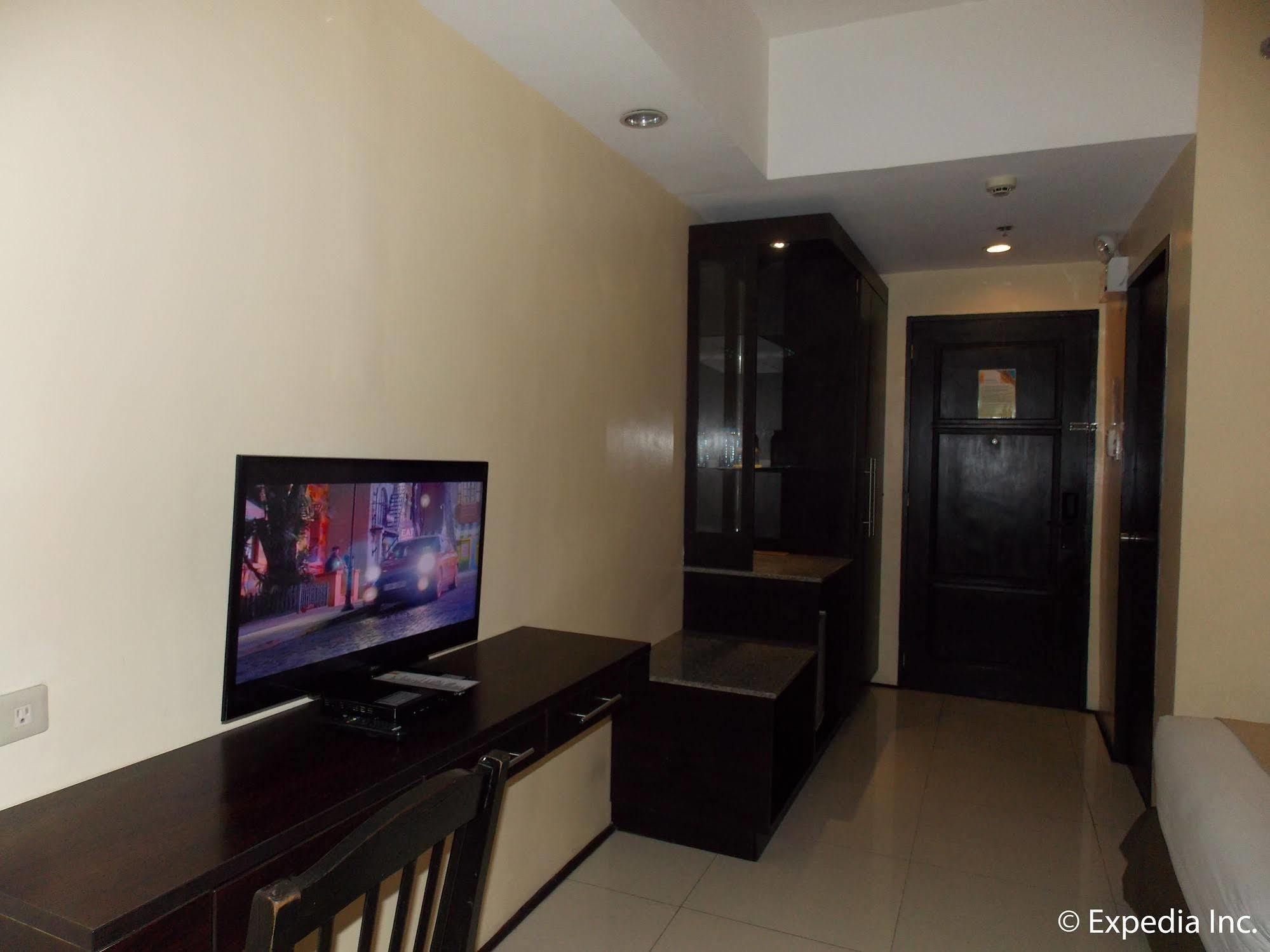 M Citi Suites Cebu Dış mekan fotoğraf