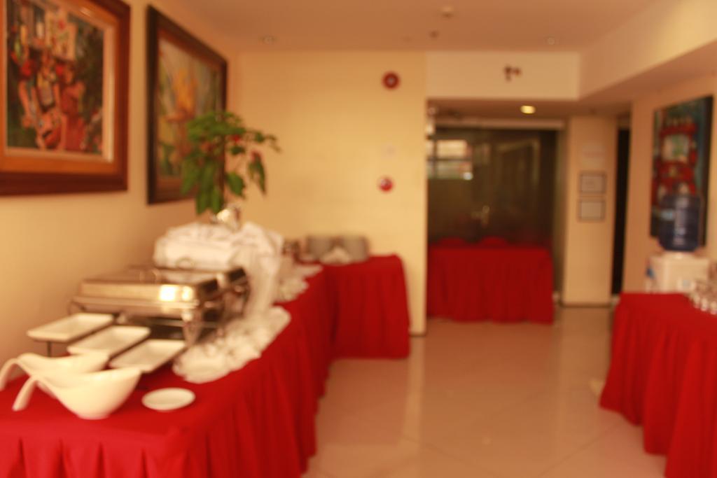 M Citi Suites Cebu Dış mekan fotoğraf